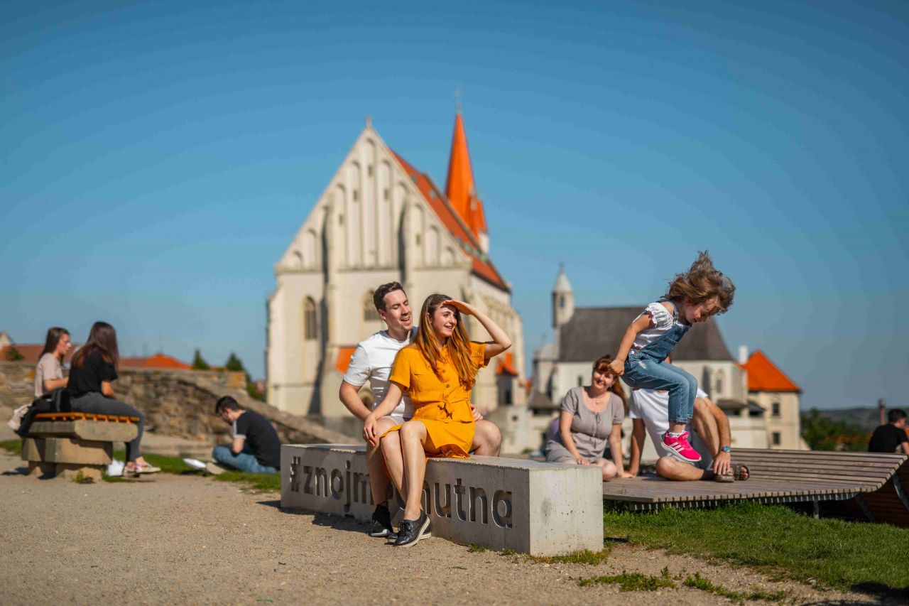 Znojemské kulturní léto přinese desítky koncertů nejrůznějších žánrů, festivaly a novou scénu u rotundy