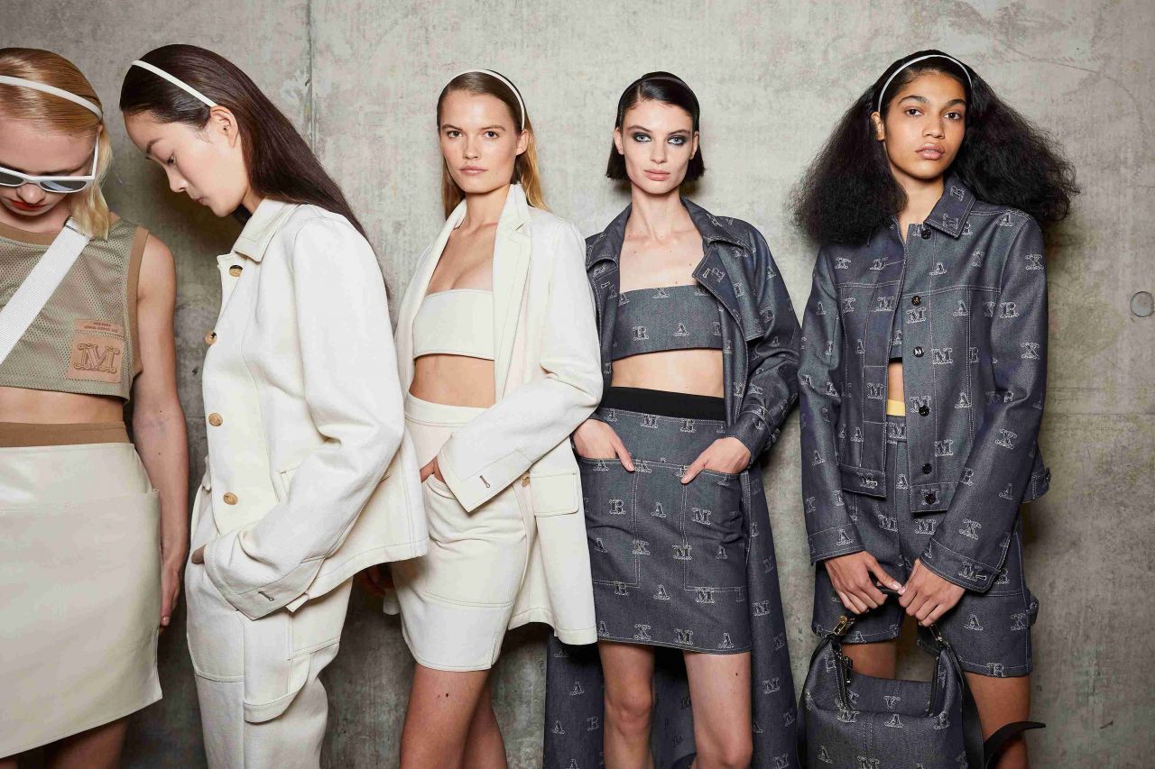 Max Mara S/S 2022 se nechala inspirovat životem divoké teenagerky