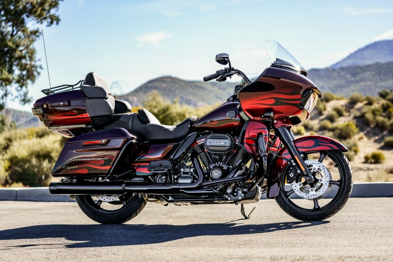 HARLEY-DAVIDSON: Nové modely zdůrazňují úžasný výkon motoru V-Twin Milwaukee-Eight 117