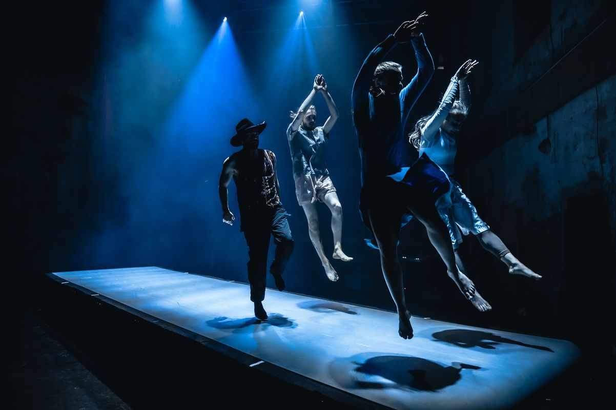 Cirk La Putyka a Losers Cirque Company budou reprezentovat český nový cirkus na prestižním Fringe festivalu v Edinburghu