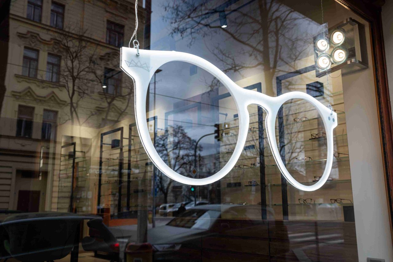 Avenue Optik: Průvodci světem oční optiky