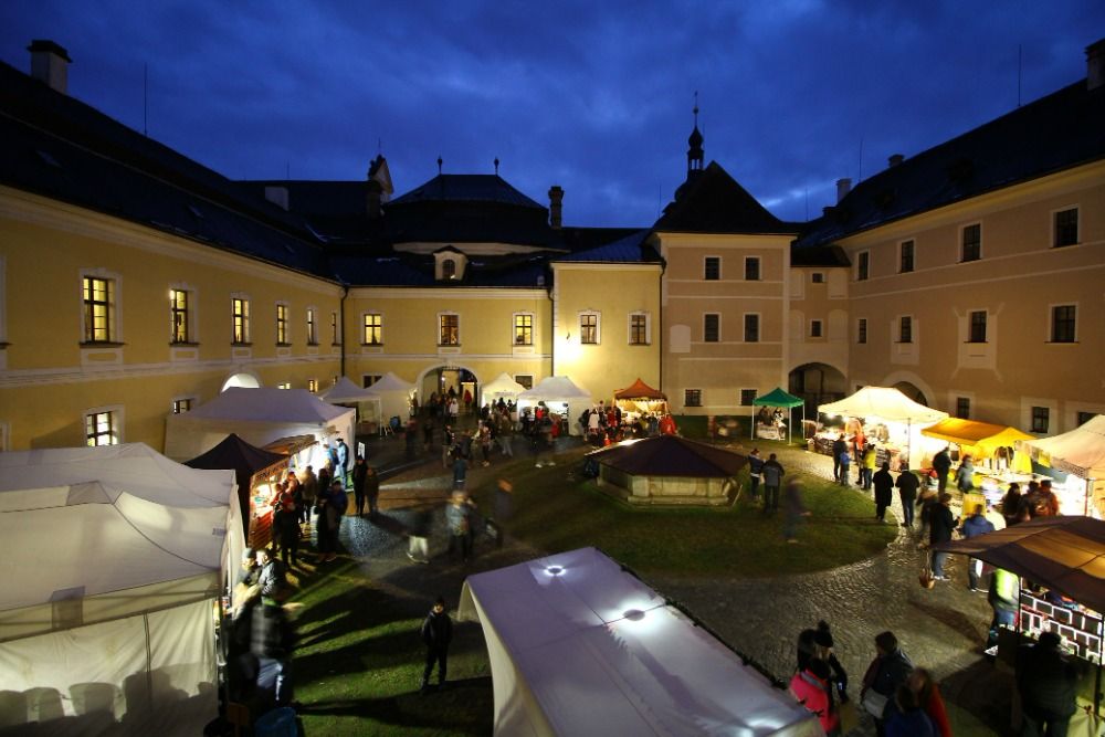 Předvánoční čas plný zábavy, poznání a tvoření na Zámku ve Žďáru nad Sázavou