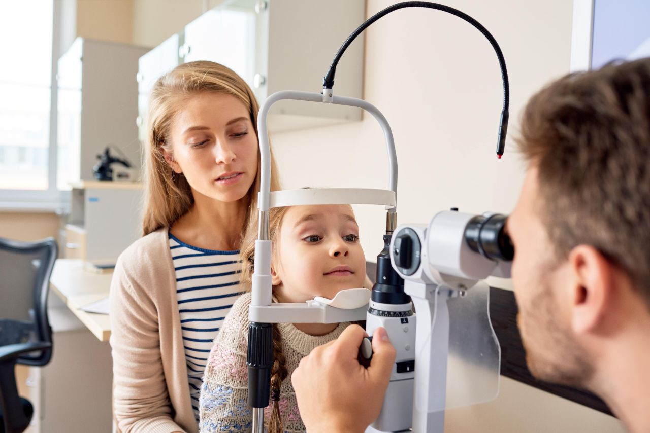 S přibývajícím věkem roste riziko vzniku očních vad. Znáte ty nejčastější?