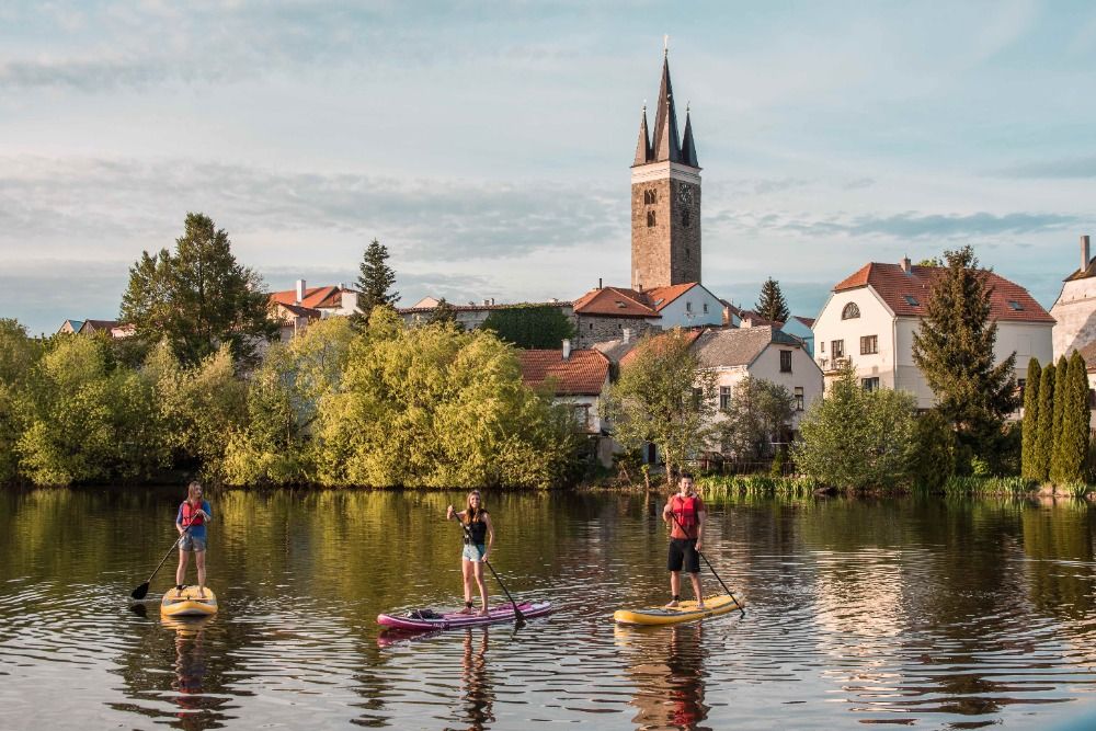 Oslavte Den otců výletem a aktivitou, která bude tatínky zaručeně bavit