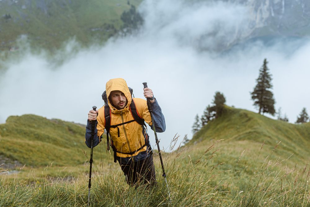 Proč si pořídit trekové hole a jak je správně používat