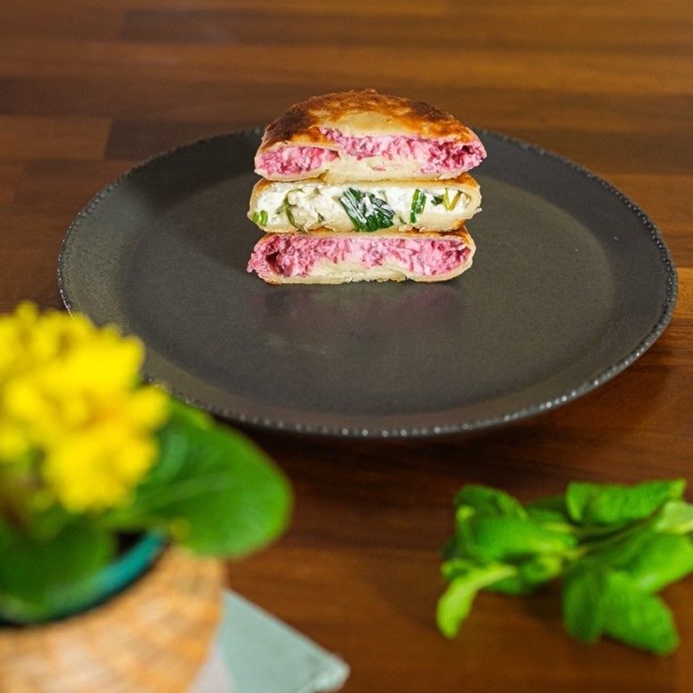 Nevšedně rychlý chutný a vyvážený recept do shonu všedních dní: barevné pity z pánve