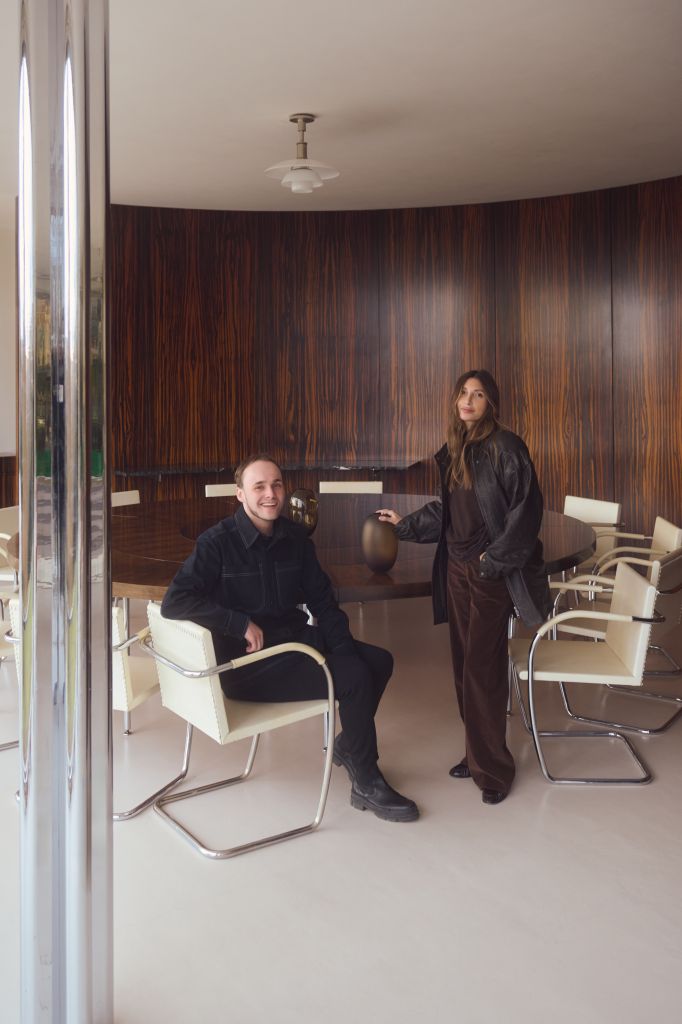 Umění, řemeslo a nadčasový design. František Jungvirt a Ivana Mentlová představují exkluzivní kolekci designových váz a difuzérů