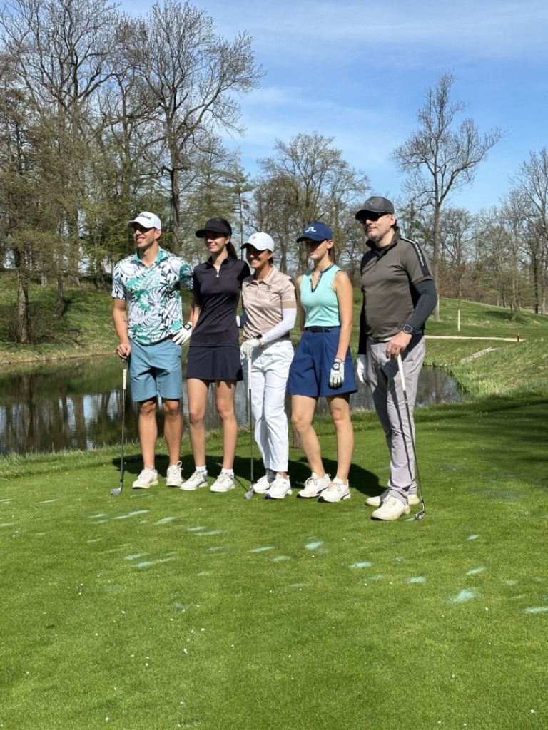 Odpal pro dobrou věc. Benefiční turnaj Alsa podpořili sportovci a celebrity Klára Spilková spolu s 80 hráči vybrala přes 230 tisíc