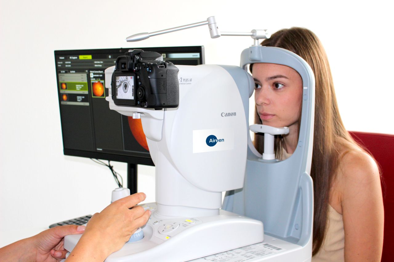 Diabetikům zlepšuje dostupnost screeningu zraku umělá inteligence