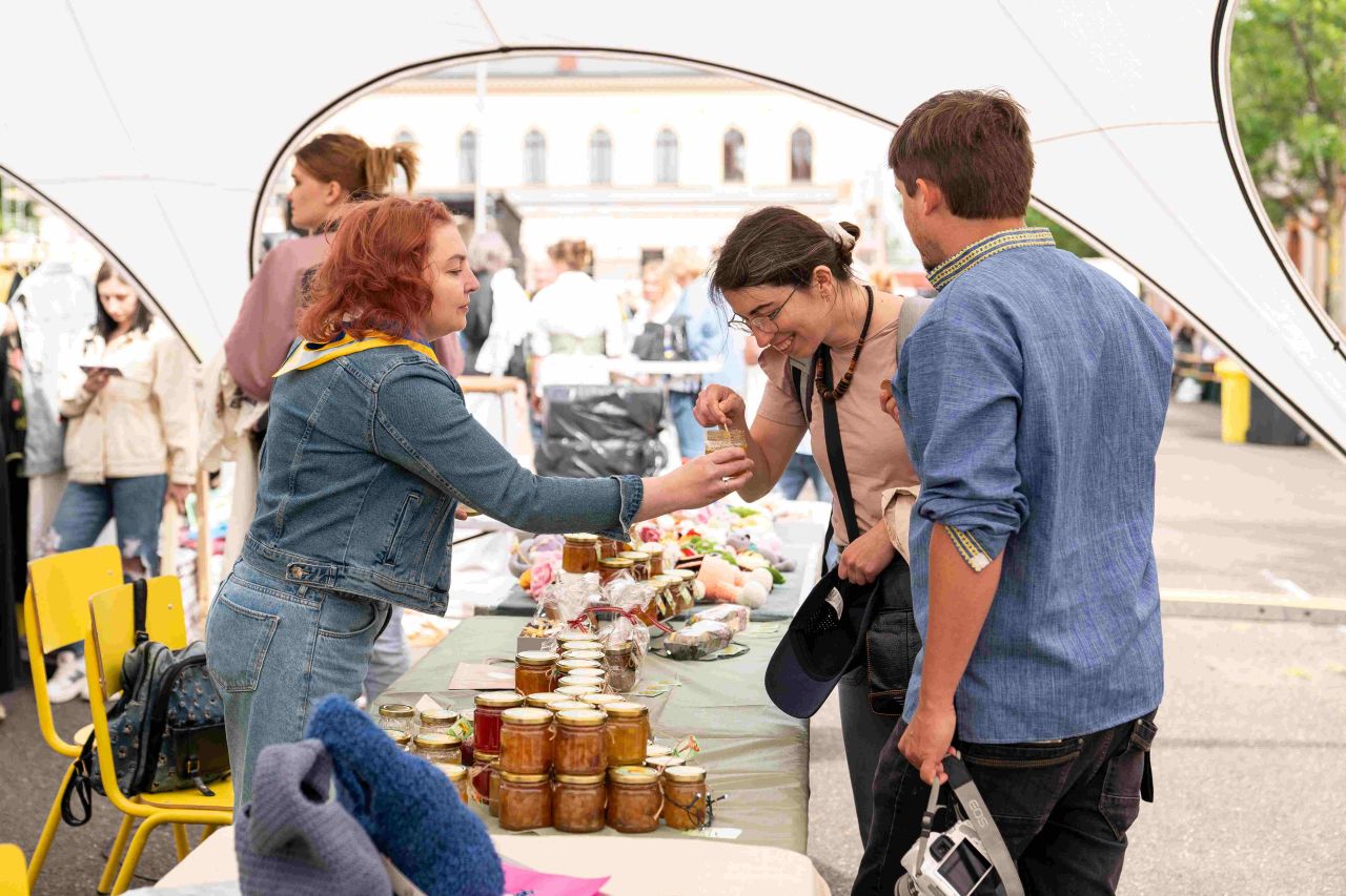Vyshyvanka Day 2025 v Holešovické tržnici: festival přátelství, ukrajinské kultury a gastronomie