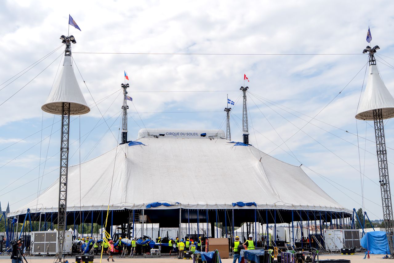 Věhlasný cirkus prodlužuje pražské hostování show KURIOS-Kabinet kuriozit