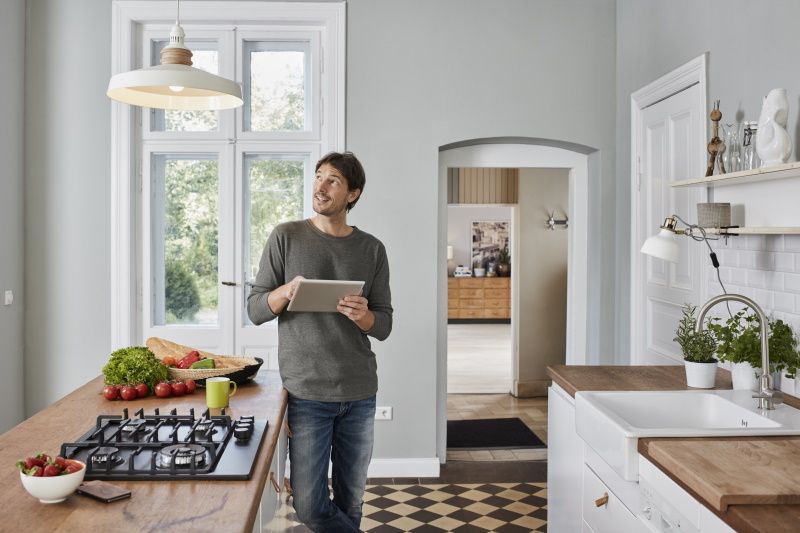 Od 1. září snižuje E.ON ceny elektřiny i plynu. Za dodávku 1 MWh platí zákazníci o 10 % méně