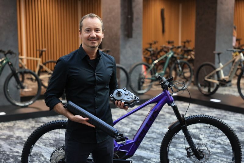 KELLYS BICYCLES přináší do Česka nejlehčí plně výkonný e-bike systém na světě
