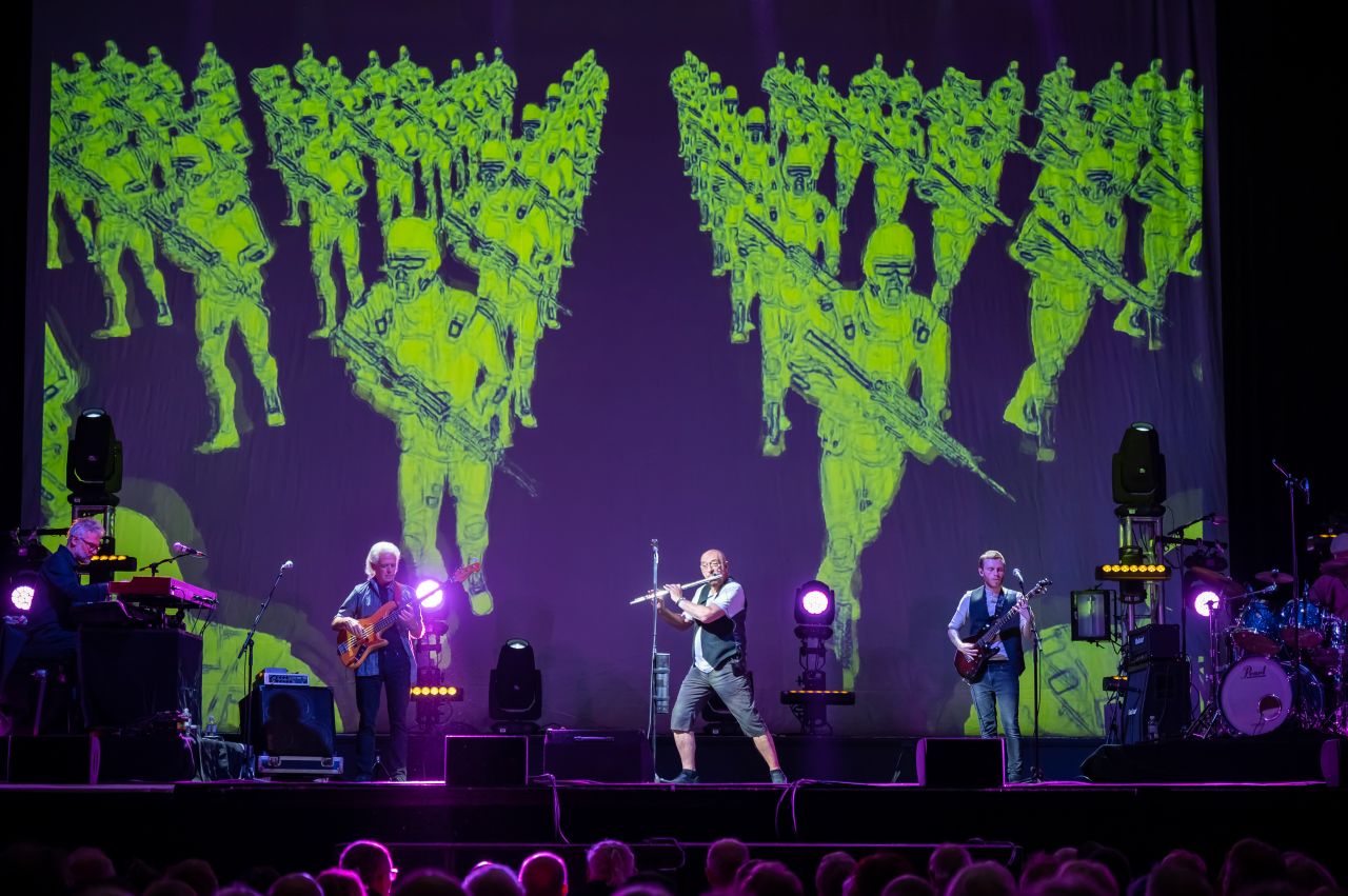 Hudební legenda Ian Anderson přiveze s Jethro Tull do Prahy 58 let tvorby