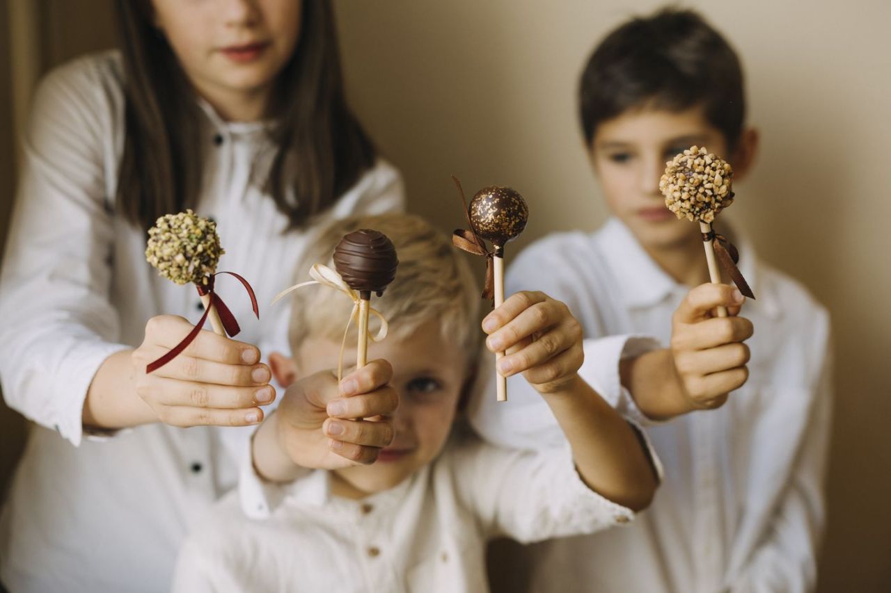 Letošní nadílka bude speciální. Ajala má pro Mikuláše trumf – čokoládové Cake Pops!