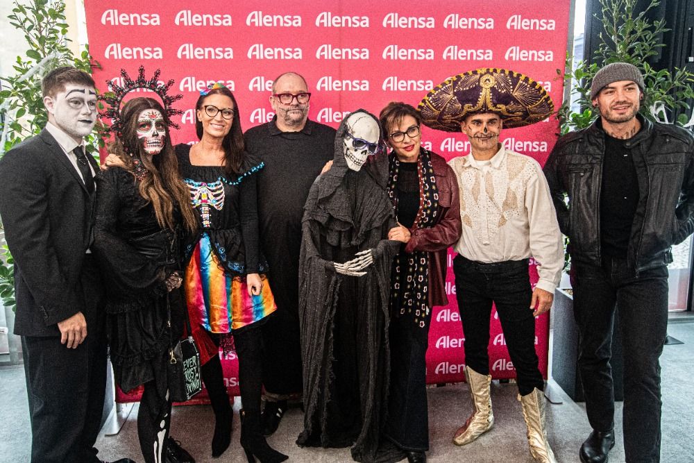 Když se slavní bojí víc než my: Márnice, hadi a samota na Halloweenu