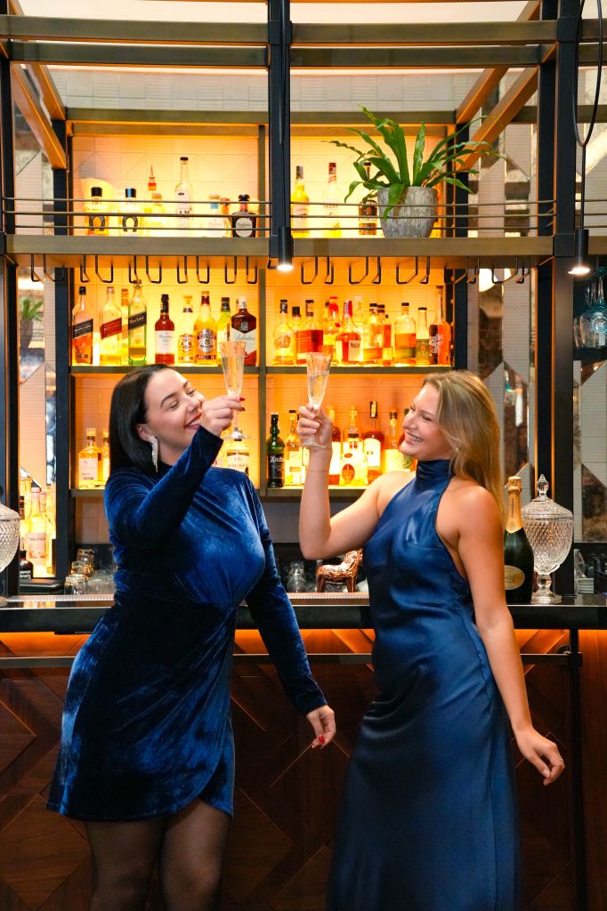 Konec roku v hotelu Marriott Prague odbije Třináctá hodina