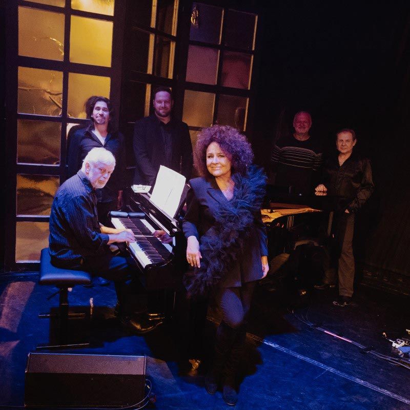 Jitka Zelenková zpívá na svém nejnovějším „live“ albu hity, duety i písně v premiéře