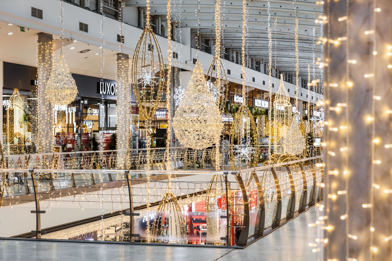 Kouzlo světla: české Vánoce jako poselství naděje