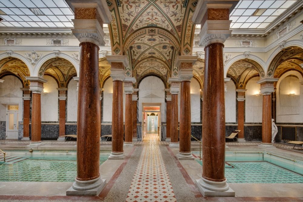 Vánoce v noblesním duchu: dárky, které potěší i překvapí