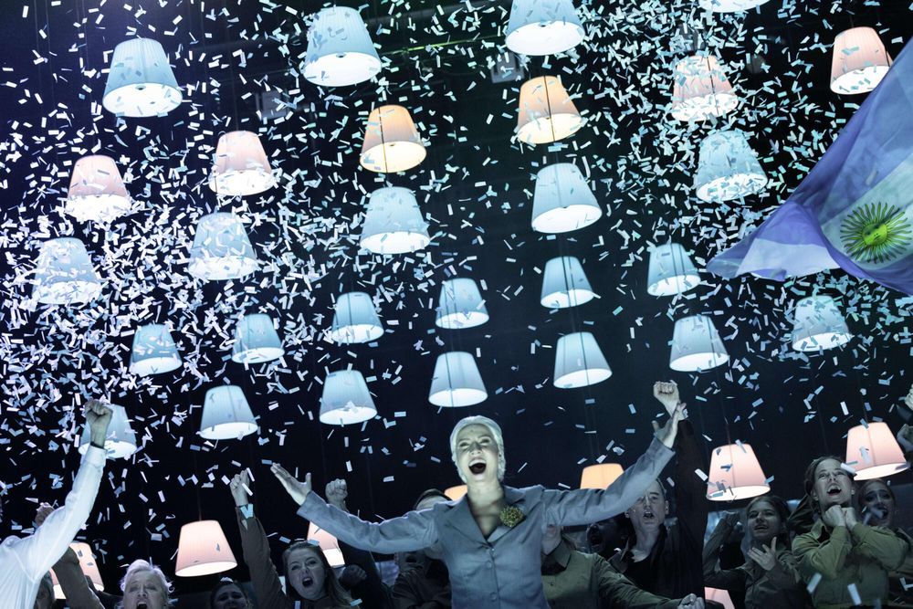 Olomoucká Evita uchvacuje barvitým příběhem, sílou hudby a inscenační krásou