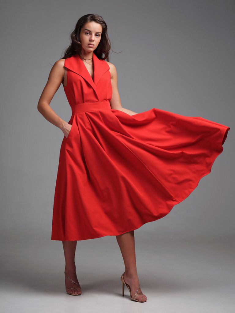 Jiřina Tauchmanová: Nadčasová ženskost v módě, skle i lokální výrobě