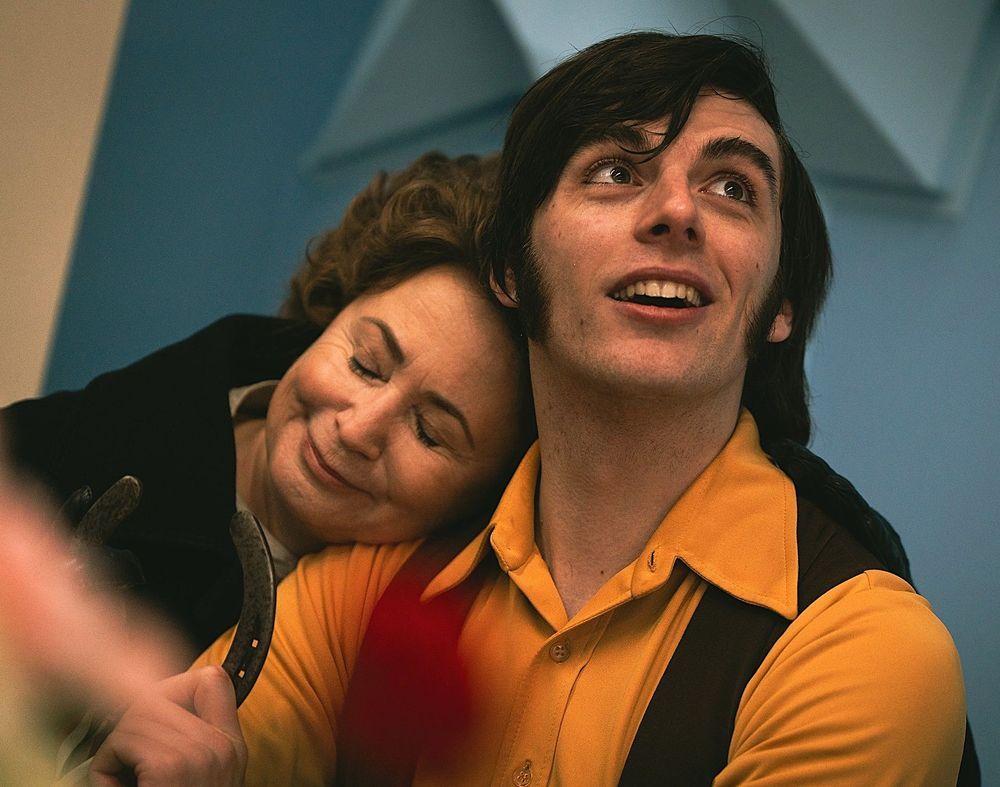 Film Šampión má výborné herecké obsazení, ale i své vrcholy a velmi silná místa