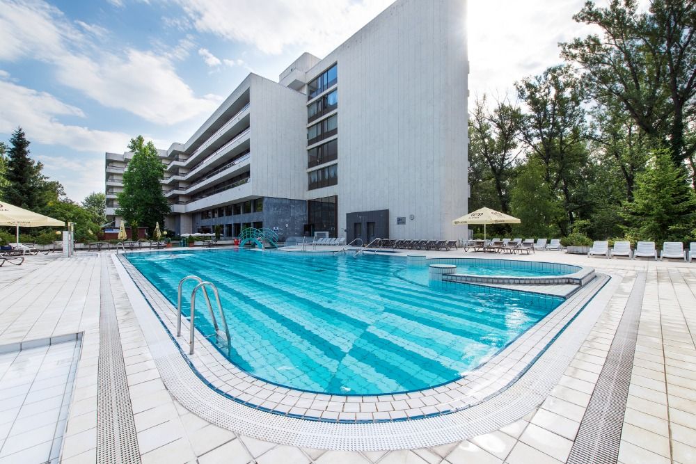 Za zdravím na Slovensko, Piešťany a Smrdáky ulevují pacientům od kloubních i kožních potíží na pojišťovnu