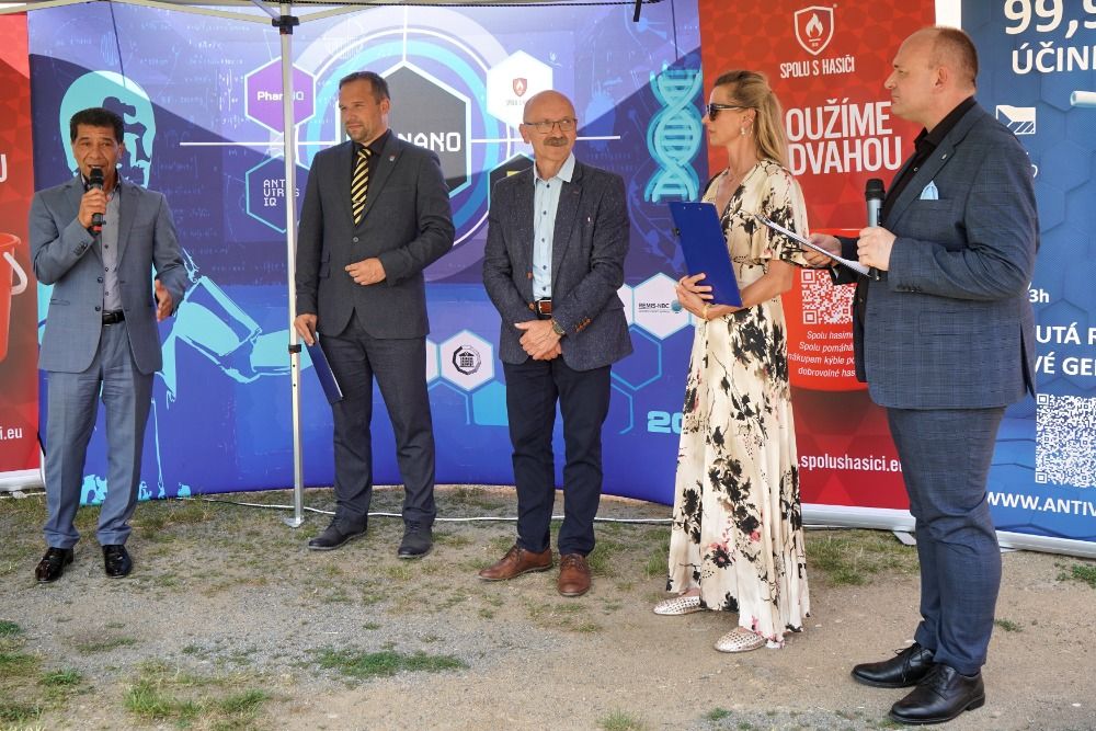 Projekt Spolu s Hasiči podpořil dobrovolné hasiče v Neveklově, Lešanech a Netvořicích