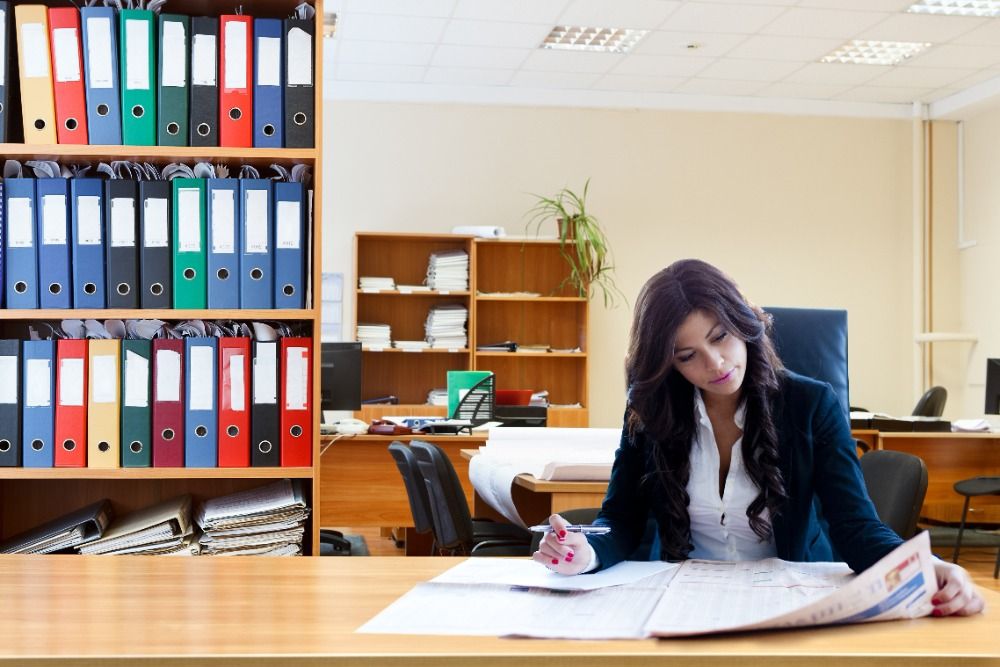 Back to work: Po návratu do práce čeká mnoho žen druhá směna. Jak zvládnout podzim bez vyčerpání?