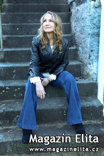 JOAN OSBORNE ZAZPÍVÁ NA BLUES ALIVE 2018 PÍSNĚ BOBA DYLANA I HIT ONE OF US