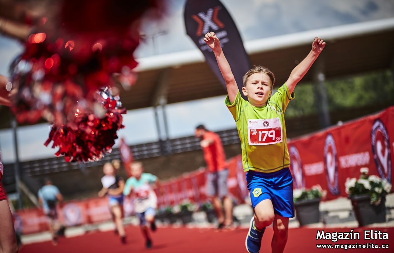 Běháš, plaveš, jezdíš na kole? Vyzkoušej svůj první triatlon!