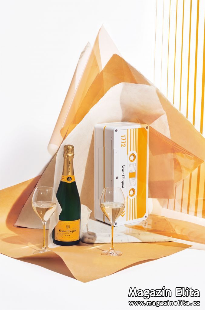 Šampaňský dům Veuve Clicquot odhaluje stylové retro balení  v podobě audiokazety