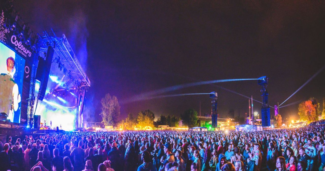 Festival Colours of Ostrava se přesouvá na červenec 2022, vstupenky zůstávají v platnosti