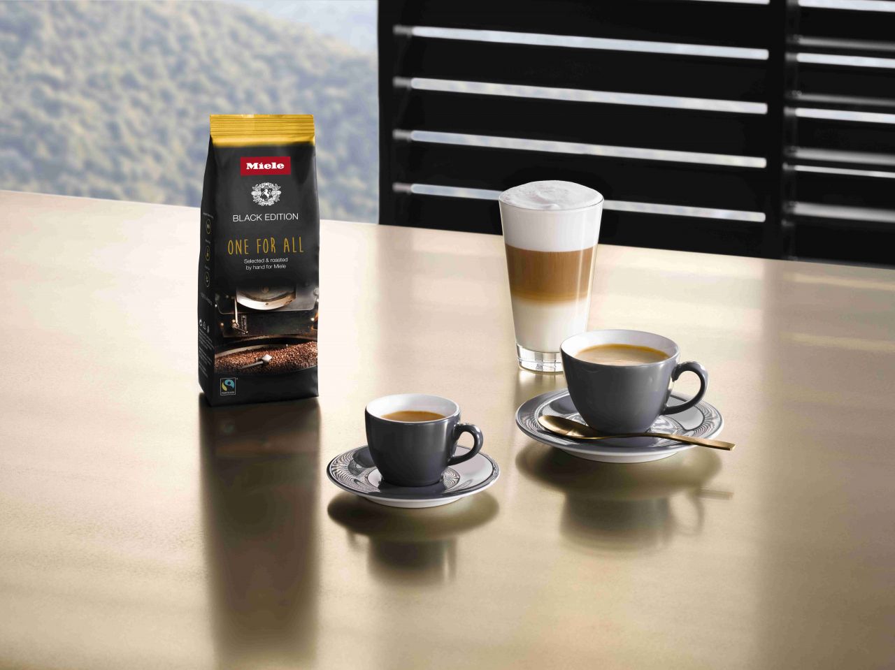 Vychutnejte si kávu s jedinečnými zrnkovými kávami od Miele. Přesně podle vaší chuti
