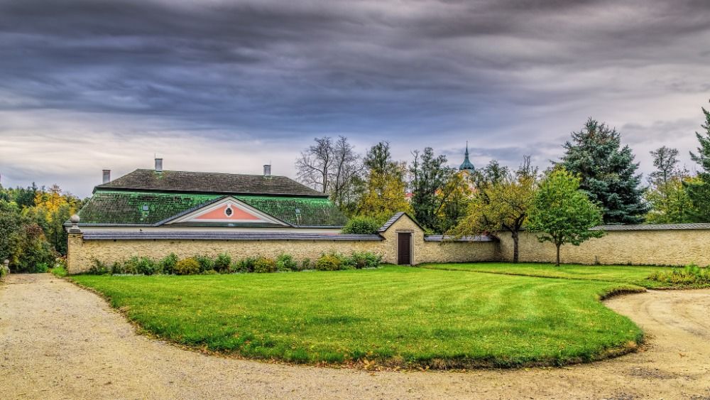 Pojďme se nadechnout…, téma letošního otevření soukromých zahrad rodiny Kinských na žďárském zámku