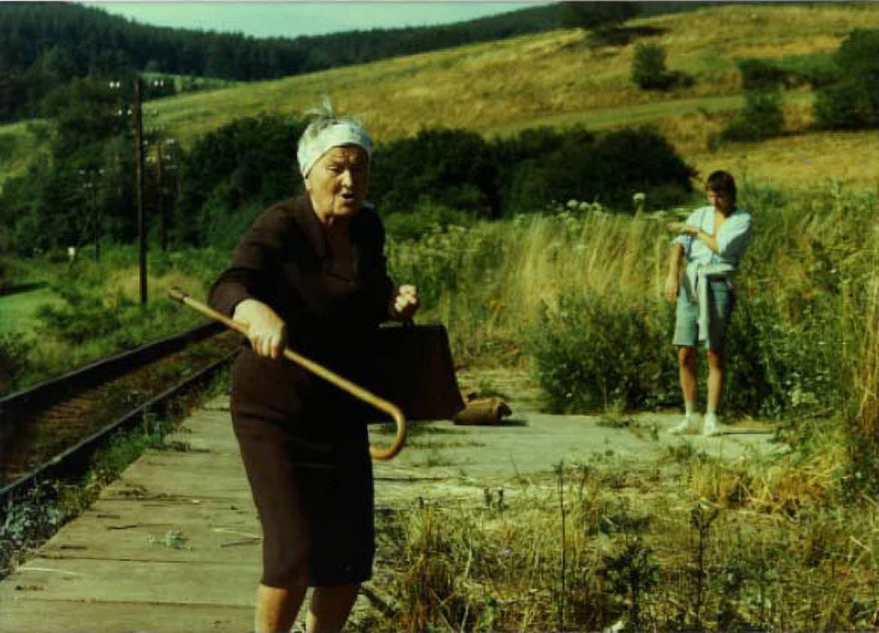 19519