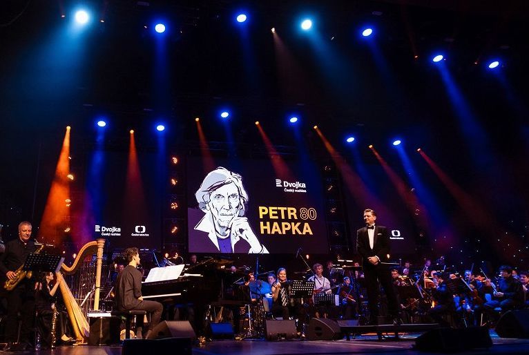 kdyz-zpevaci-vnaseji-do-hapkovych-pisni-i-vlastni-osobitost-a-davaji-jim-novy-zivot