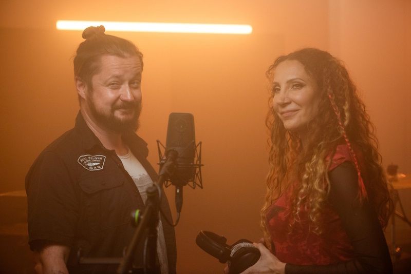spicky-ceske-hudebni-sceny-se-spojily-v-jednom-songu