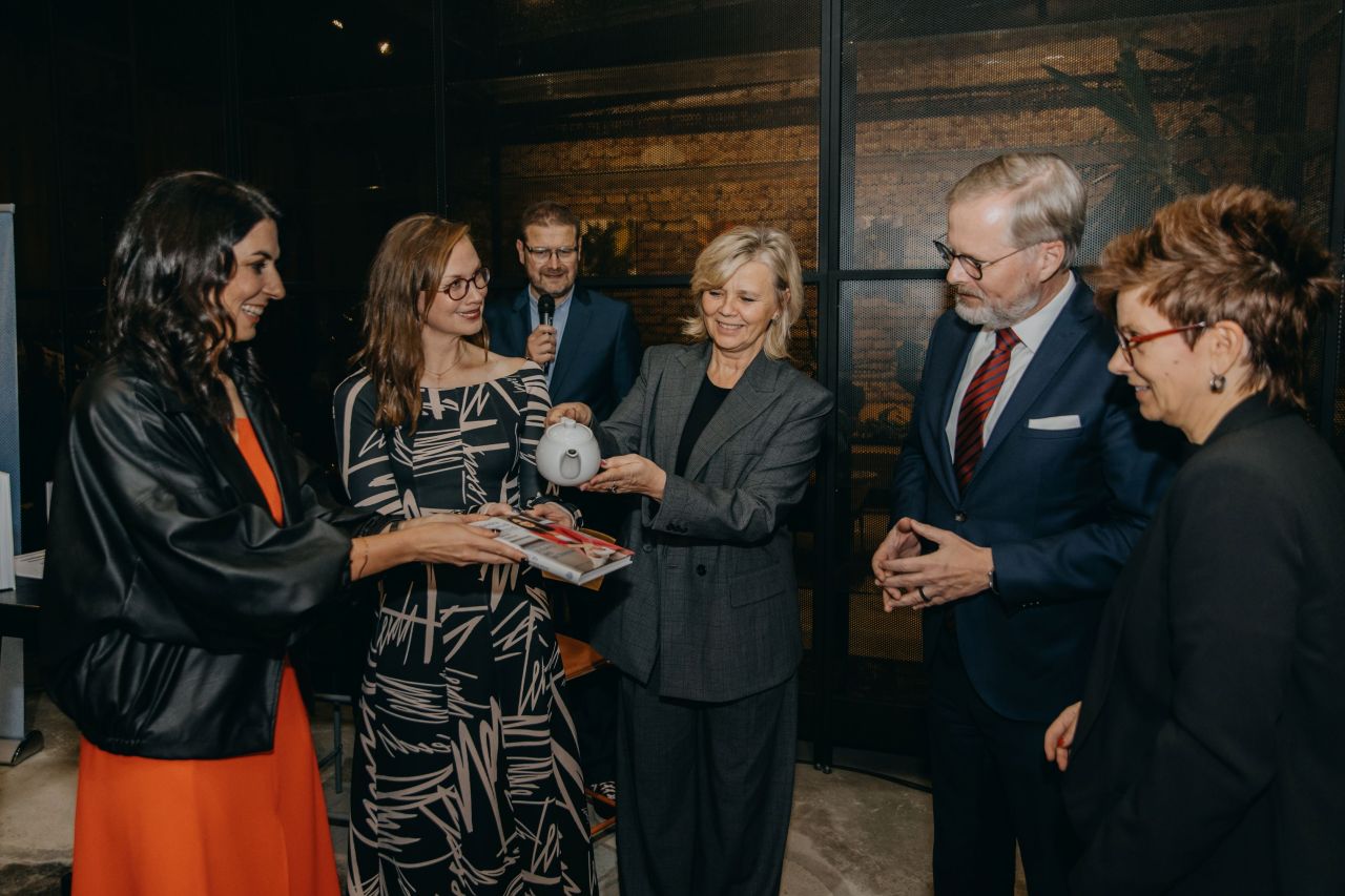 marketa-pekarova-adamova-pokrtila-svou-prvni-knihu