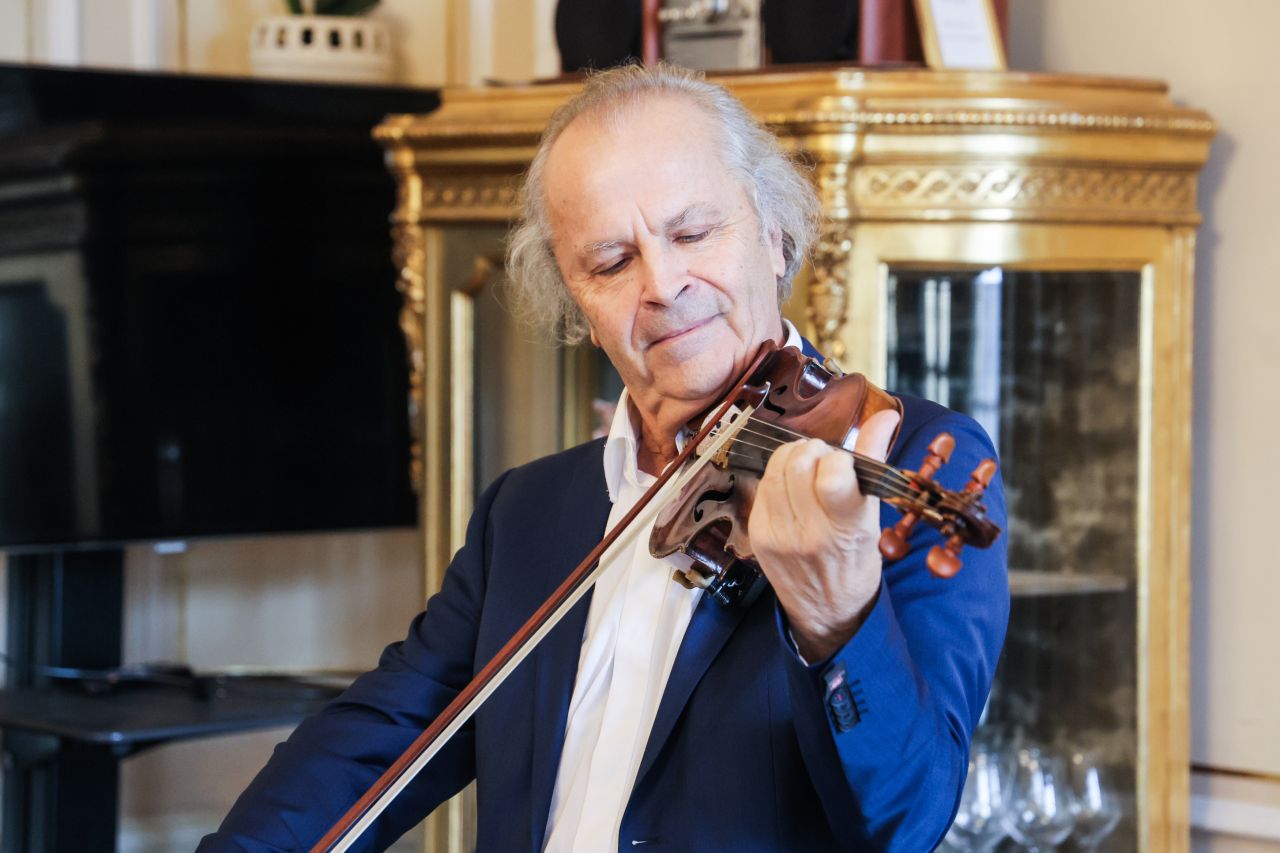 lubos-verner-potvrzuje-svou-evropskou-dominanci-v-recruitmentu-high-achievers-award-podruhe