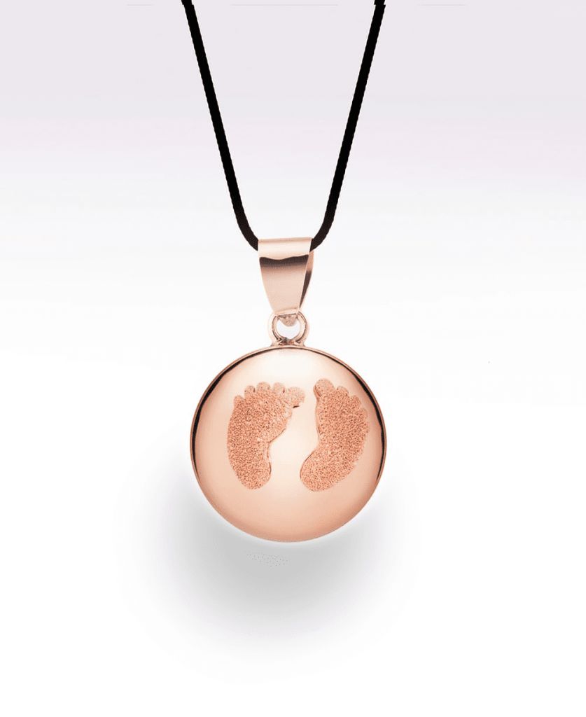 made-for-moms-radi-darky-pod-stromecek-pro-zeny-a-budouci-maminky