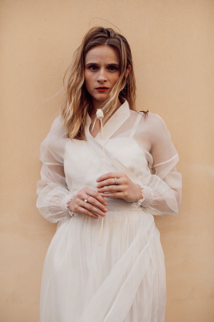 veronika-svobodova-je-synonymem-designove-zenske-mody-s-nadechem-art-deca-a-japonskeho-minimalismu