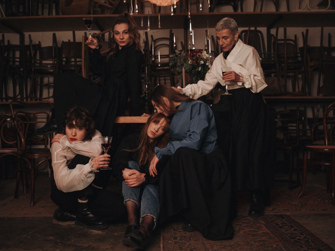 veronika-svobodova-je-synonymem-designove-zenske-mody-s-nadechem-art-deca-a-japonskeho-minimalismu