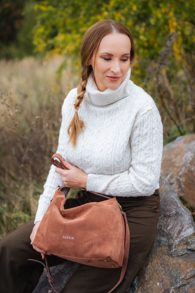 elega-helen-a-livia-prichazeji-ktera-z-nich-bude-ta-vase