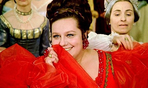 pred-22-lety-zemrela-helena-ruzickova-jedna-z-nejoblibenejsich-ceskych-komedialnich-herecek