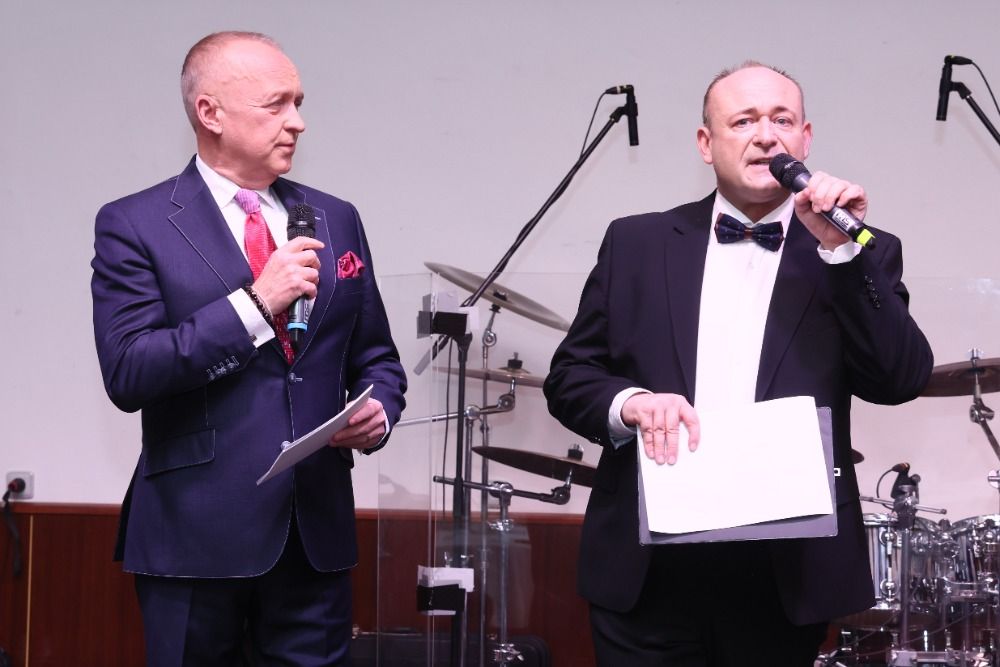 grand-hotel-international-ozil-diky-heidi-a-dobrovolnym-hasicum