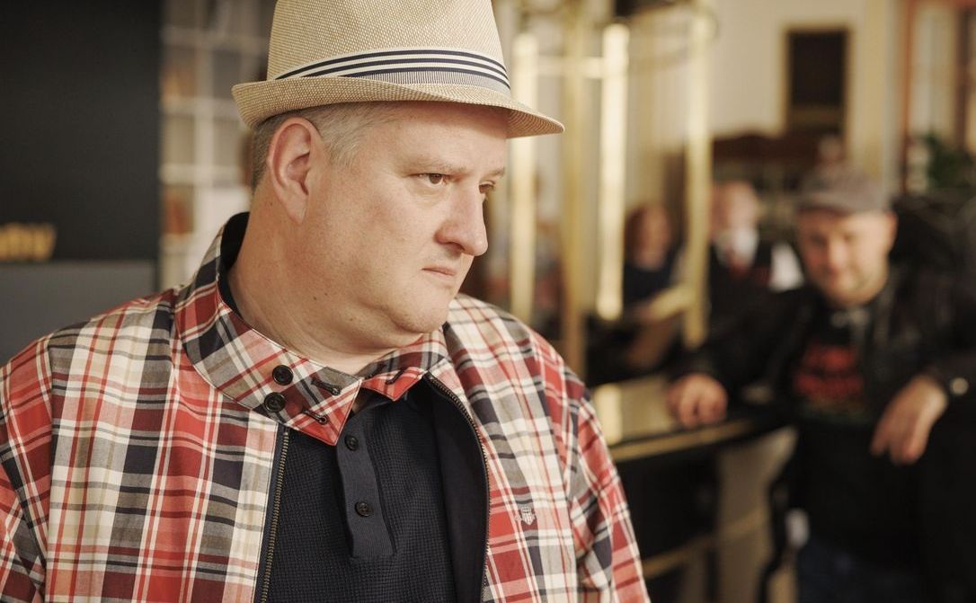 rodinna-komedie-svihaci-neni-rachanda-ale-spis-prijemna-komerce-s-dobrym-koncem