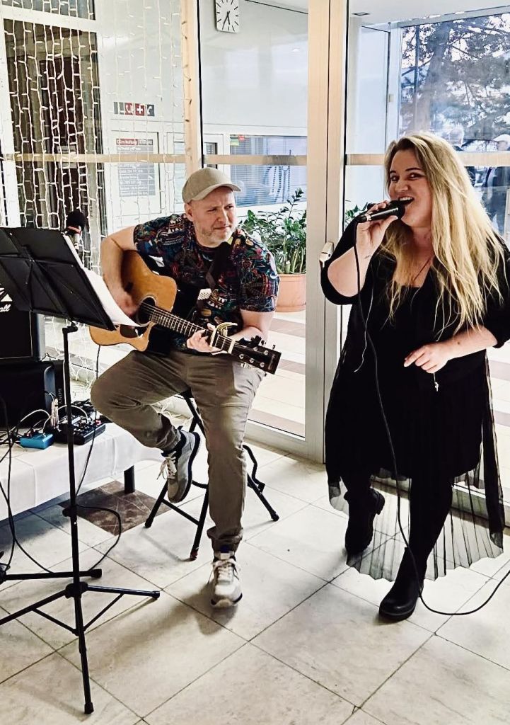 malirka-vladimira-hlavinkova-vystavuje-svou-tvorbu-v-dome-kultury-v-kromerizi