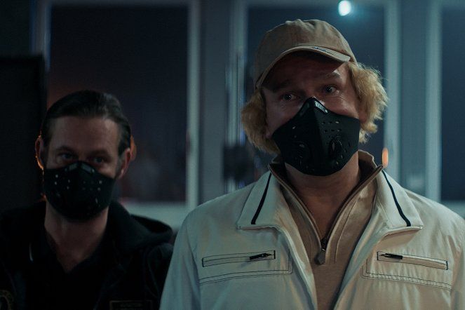 nova-krimikomedie-poberta-si-drzi-od-zacatku-do-konce-vtip-a-osobite-kouzlo